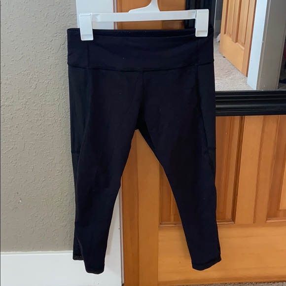 Lululemon 3/4 legging - Picture 2 of 2